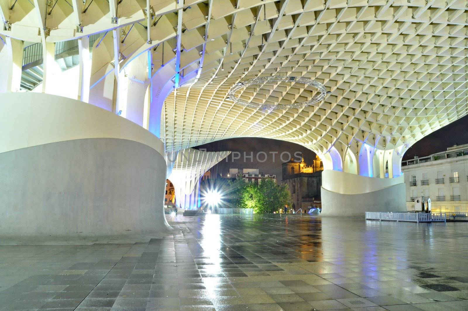 SEVILLA,SPAIN -SEPTEMBER 27: Metropol Parasol in Plaza de la Encarnacion on September 27, 2012 in Sevilla,Spain. J. Mayer H. architects, it is made from bonded timber with a polyurethane coating.