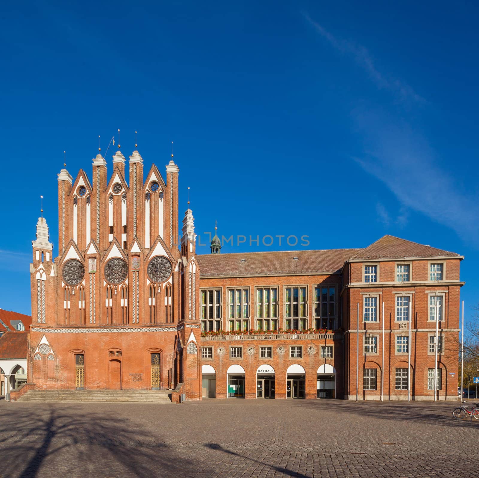 Rathaus Building Frankfurt Oder by edan