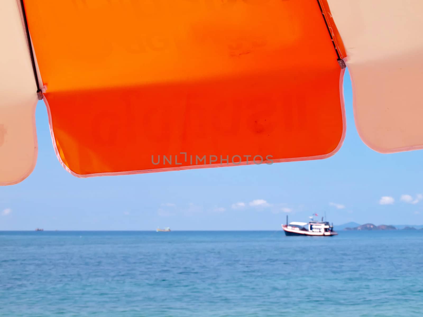 Sunshade with boat by Exsodus