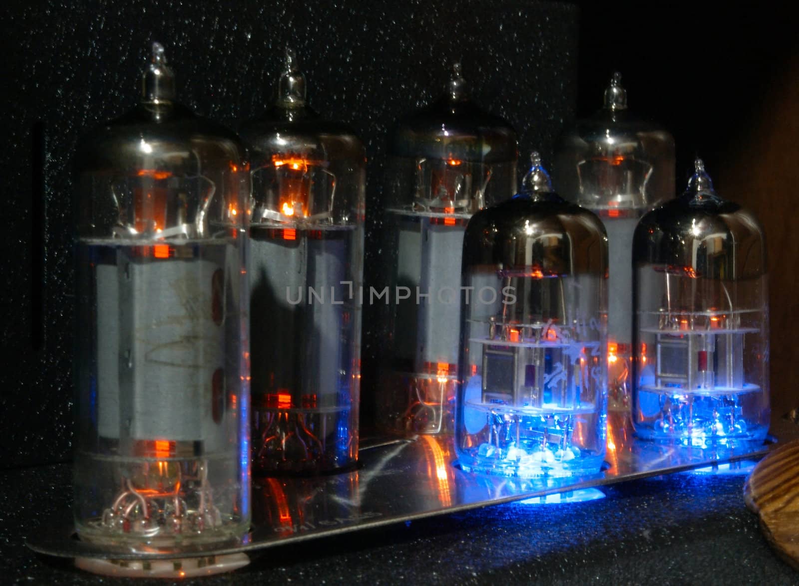 Valve tube retro amplifier