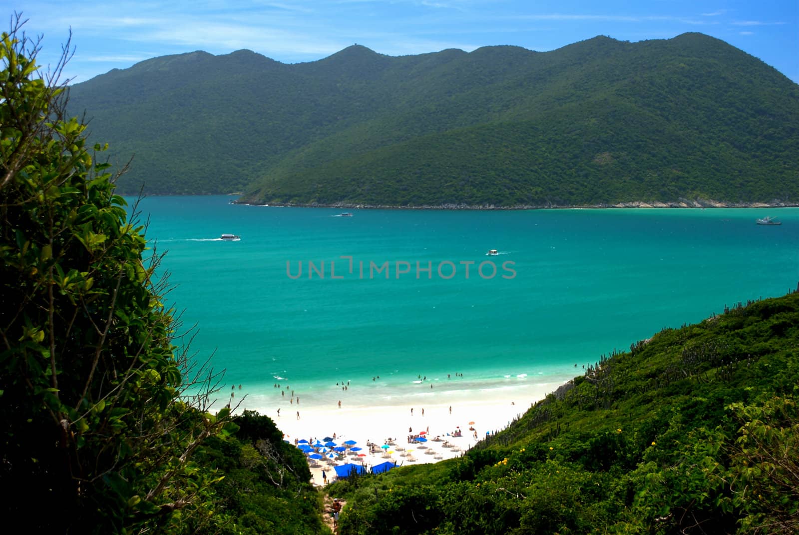 Crystalline clear waters in Arraial do Cabo, Rio de Janeiro, Brazil  by eldervs