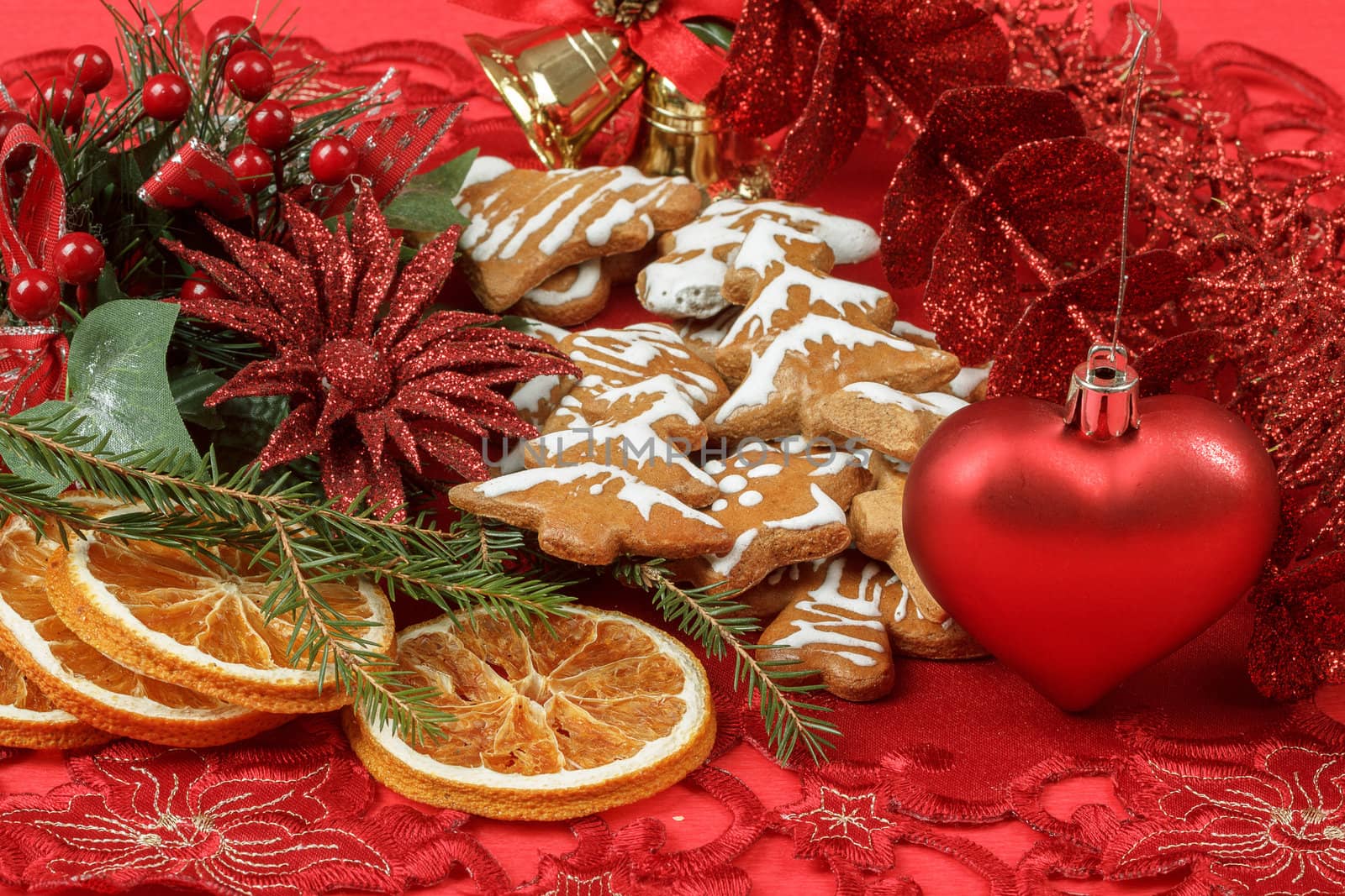 background with red heart,and gingerbreads on red