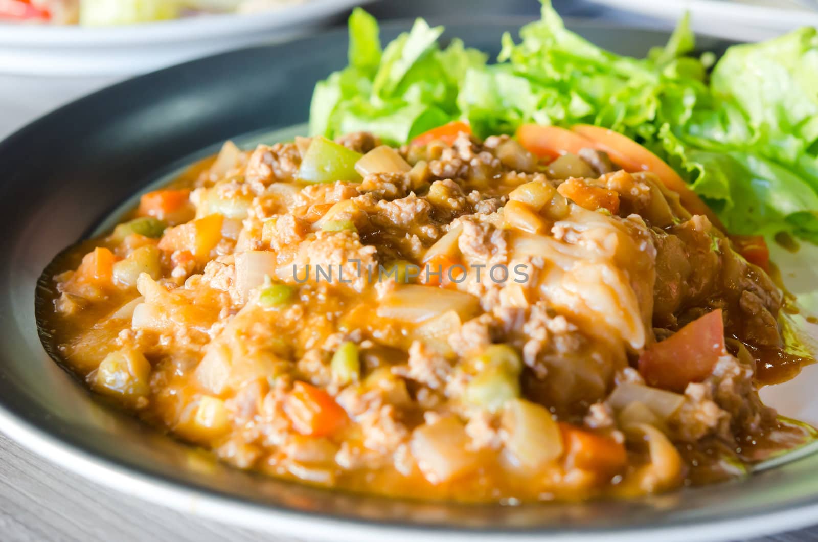 Wide Noodles in a Creamy Sauce , delicious tradition thailand food