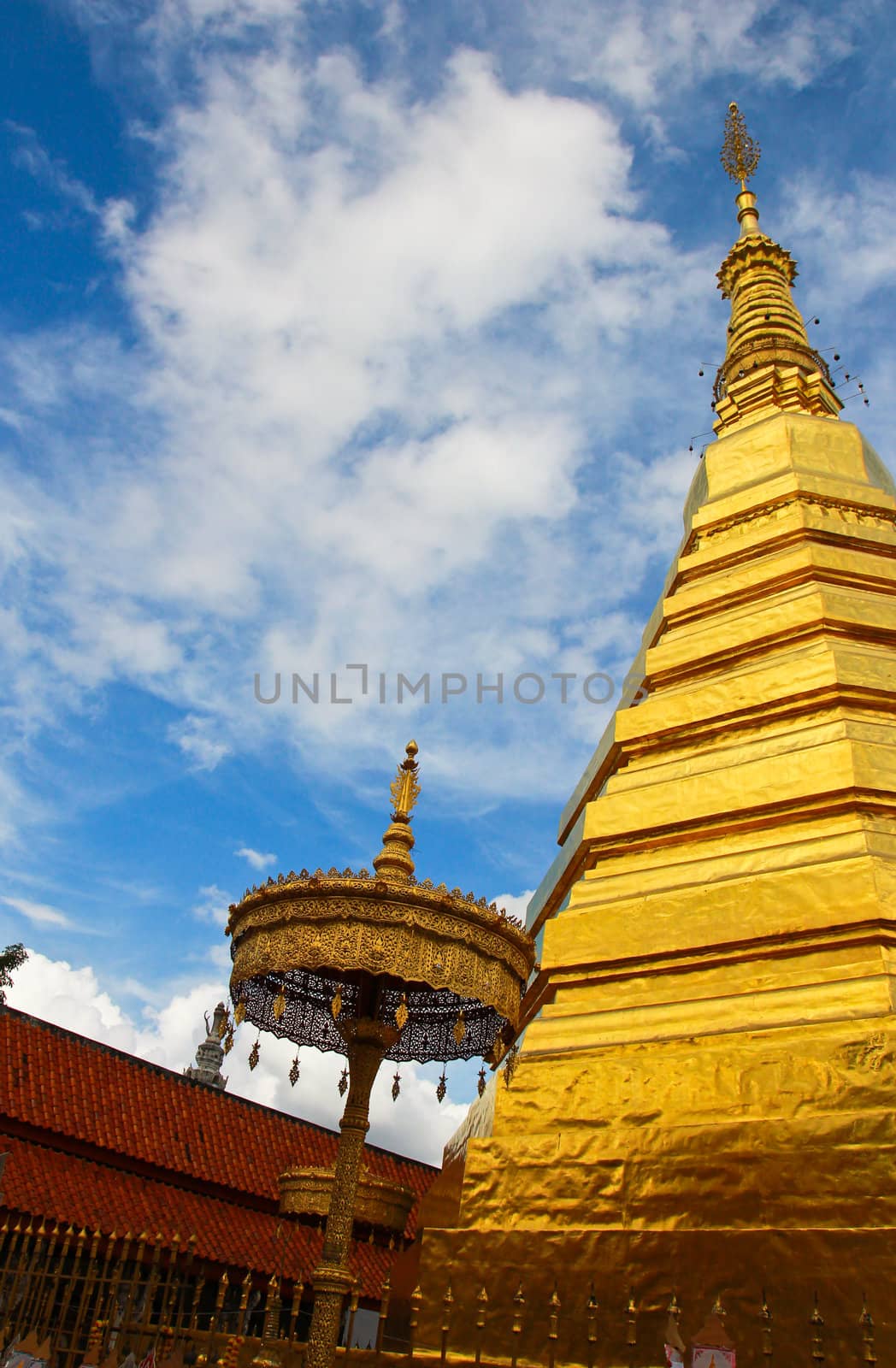 Wat Phra That Chor Hae, temple in Phrae, Thailand  by nuchylee