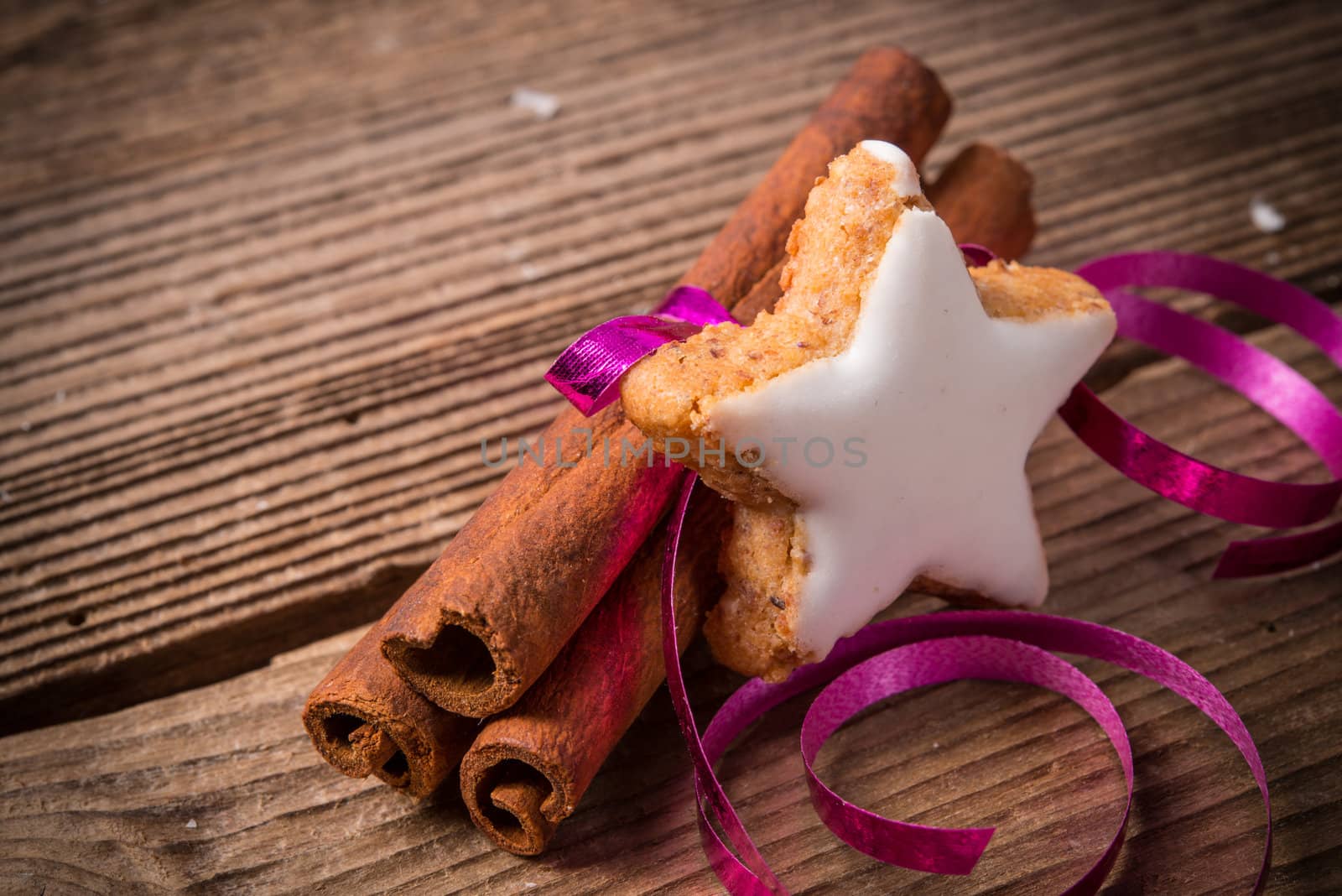 cinnamon sticks and Christmas cake