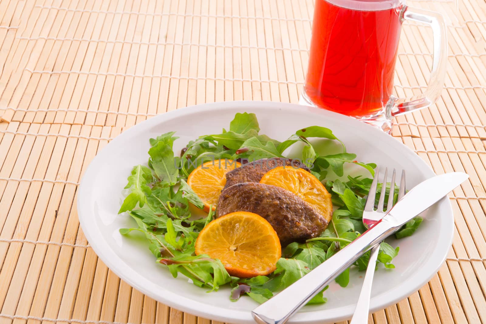 Liver with onion-orange sauce