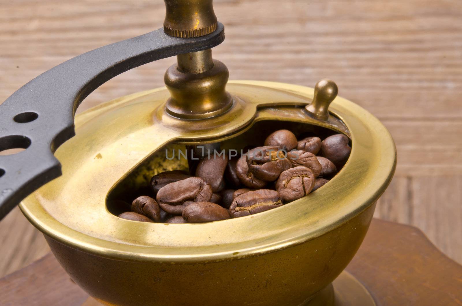 Rustic coffee grinder by Darius.Dzinnik