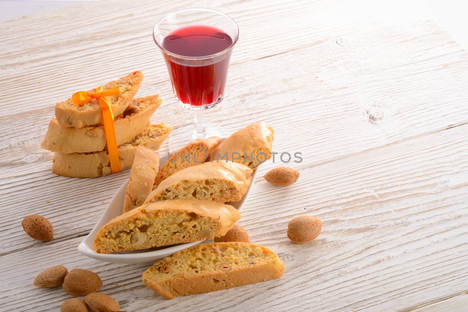 Walnut almonds Biscotti