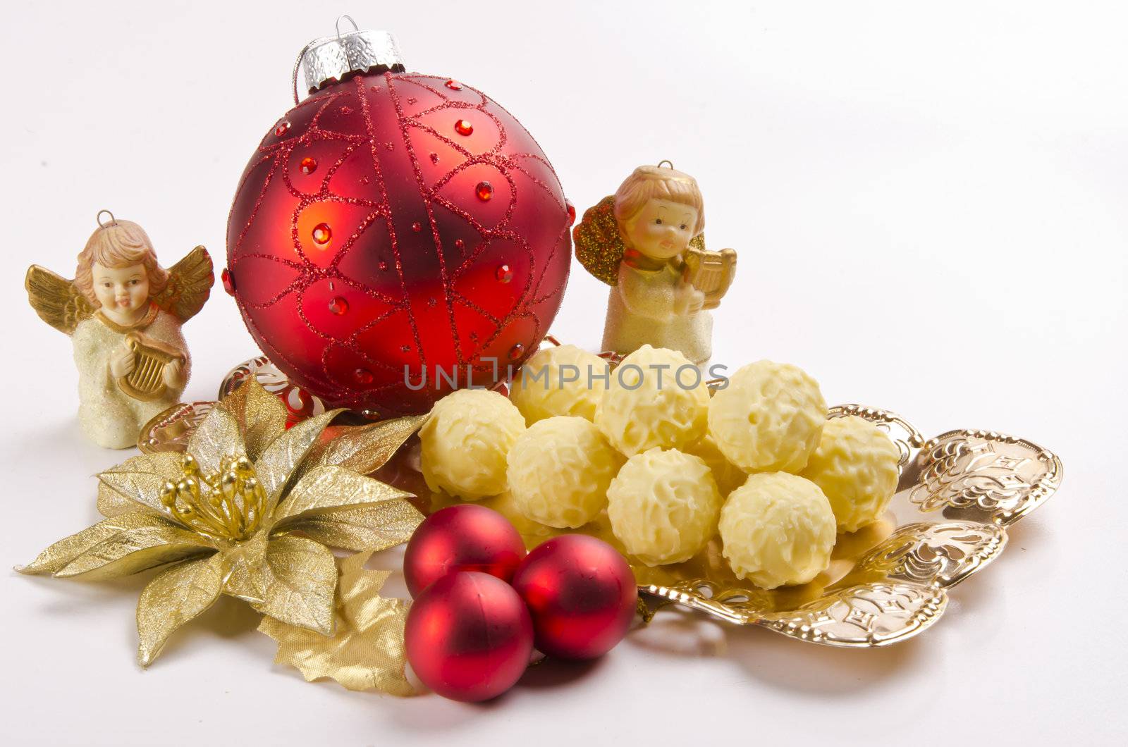 Christmas decoration by Darius.Dzinnik