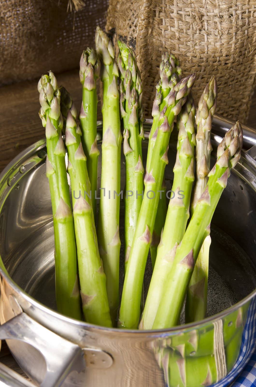 green Asparagus 