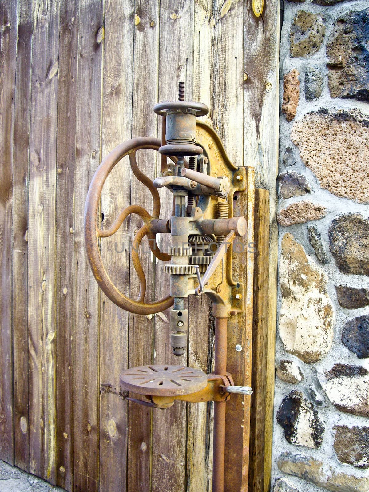 An old drill press at Route 66 gas station