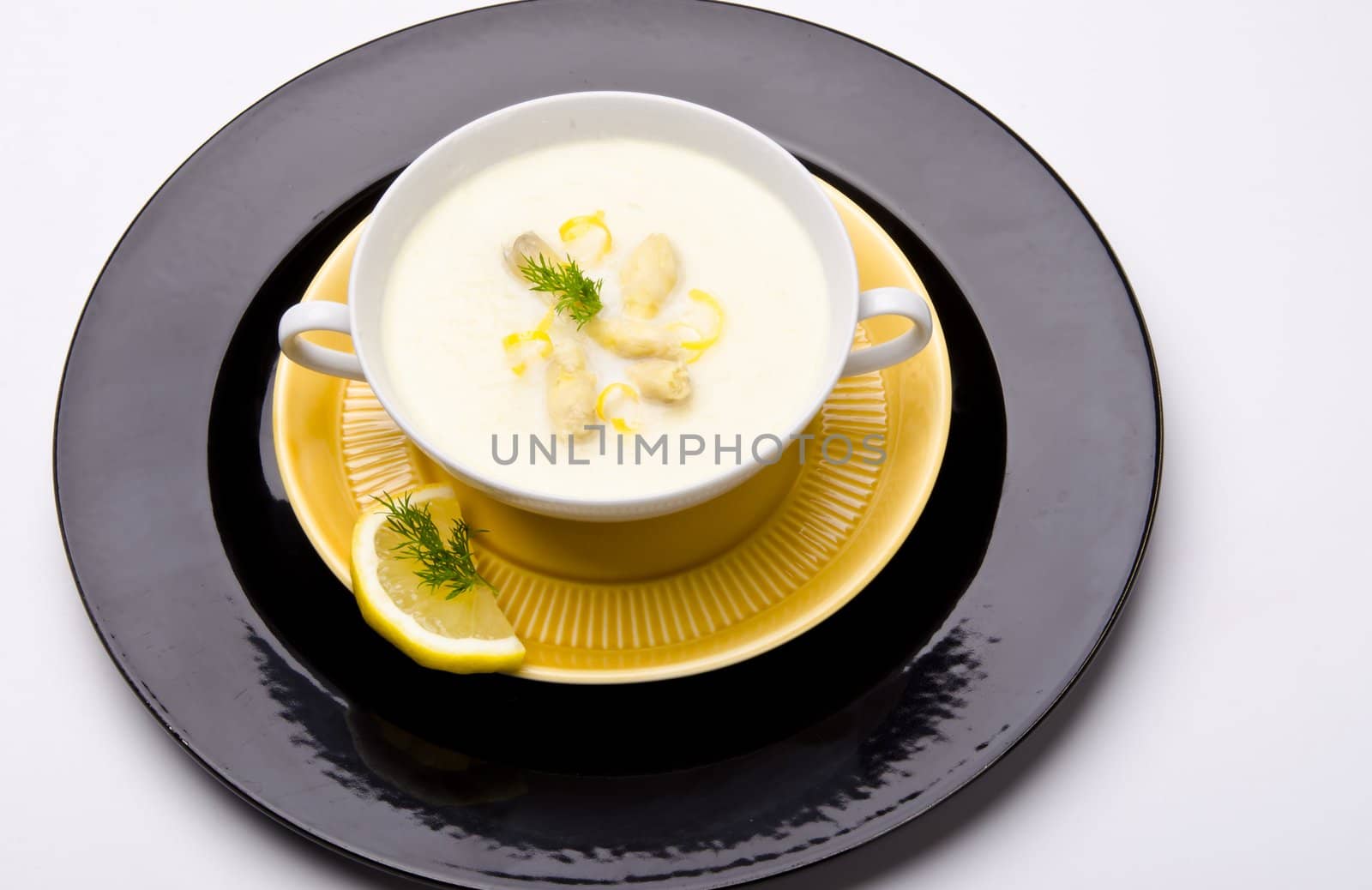 asparagus cream soup by Darius.Dzinnik