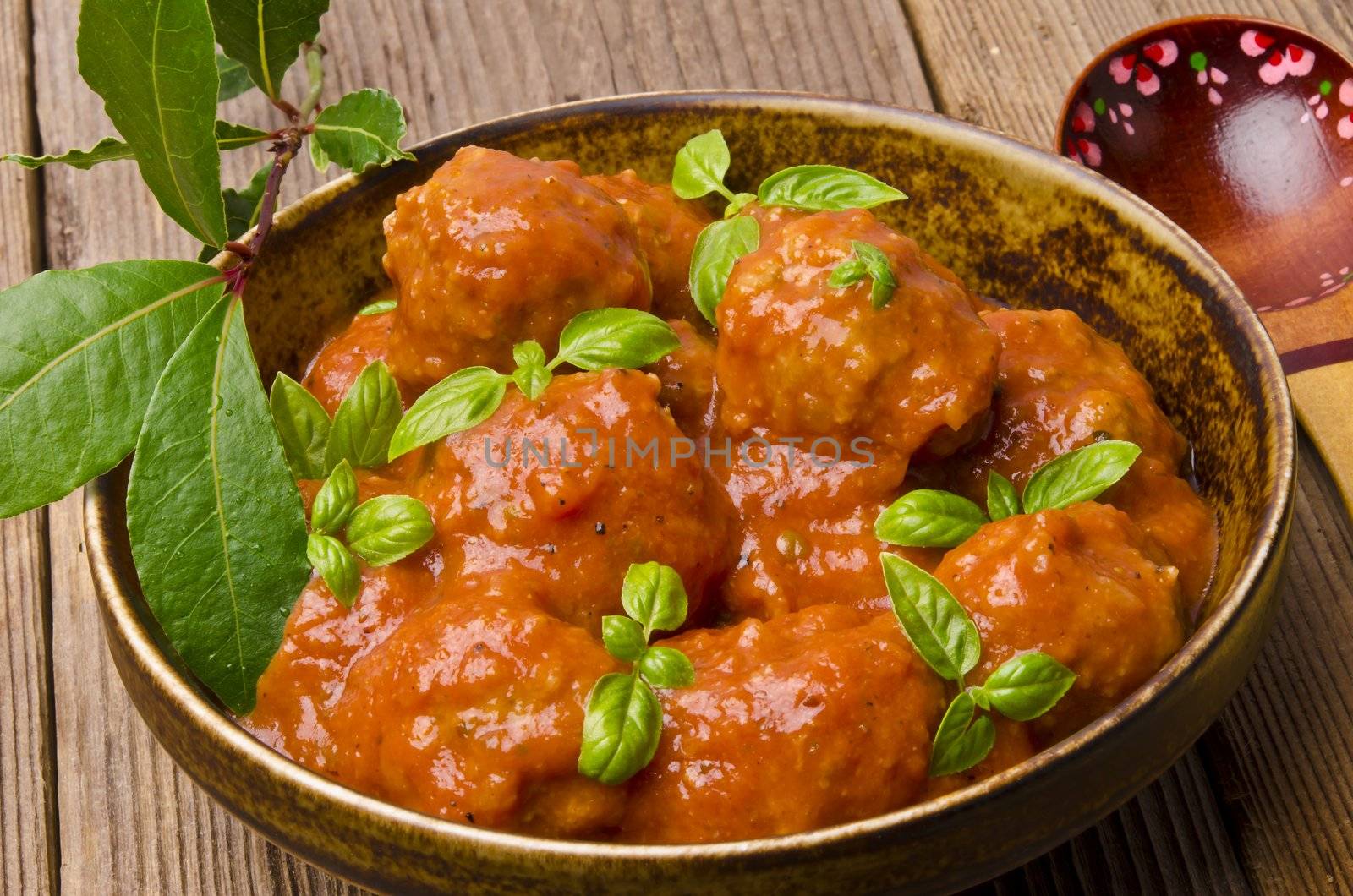 meatballs in tomato sauce by Darius.Dzinnik