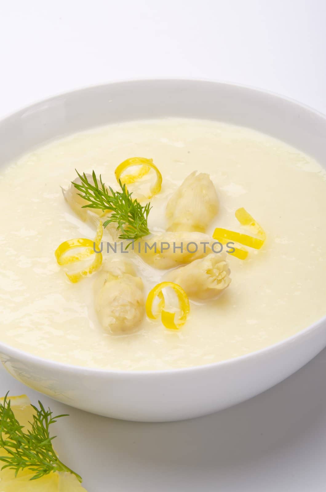 asparagus cream soup by Darius.Dzinnik