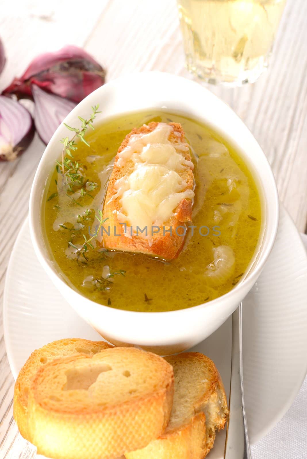 French onion soup by Darius.Dzinnik