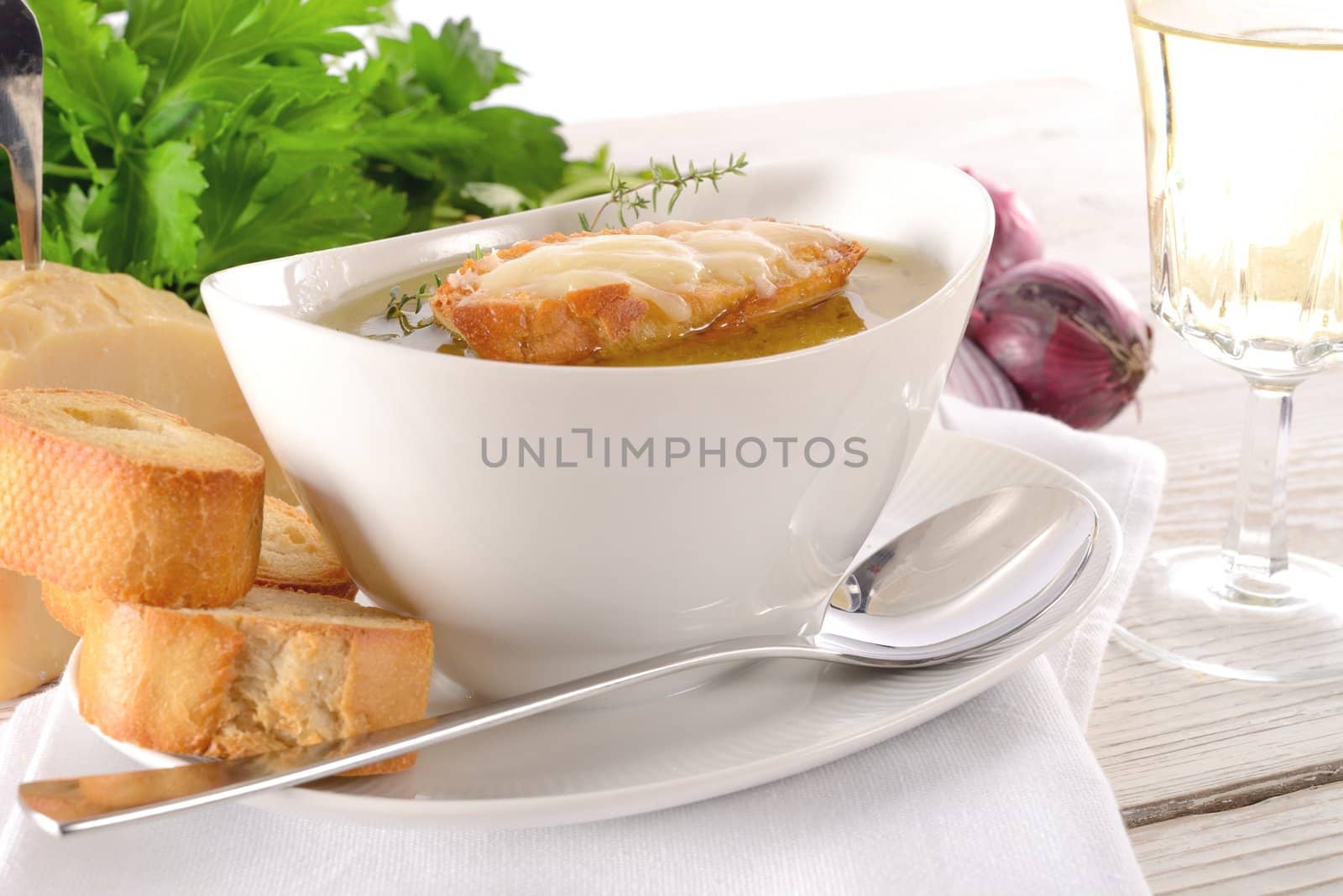 French onion soup by Darius.Dzinnik