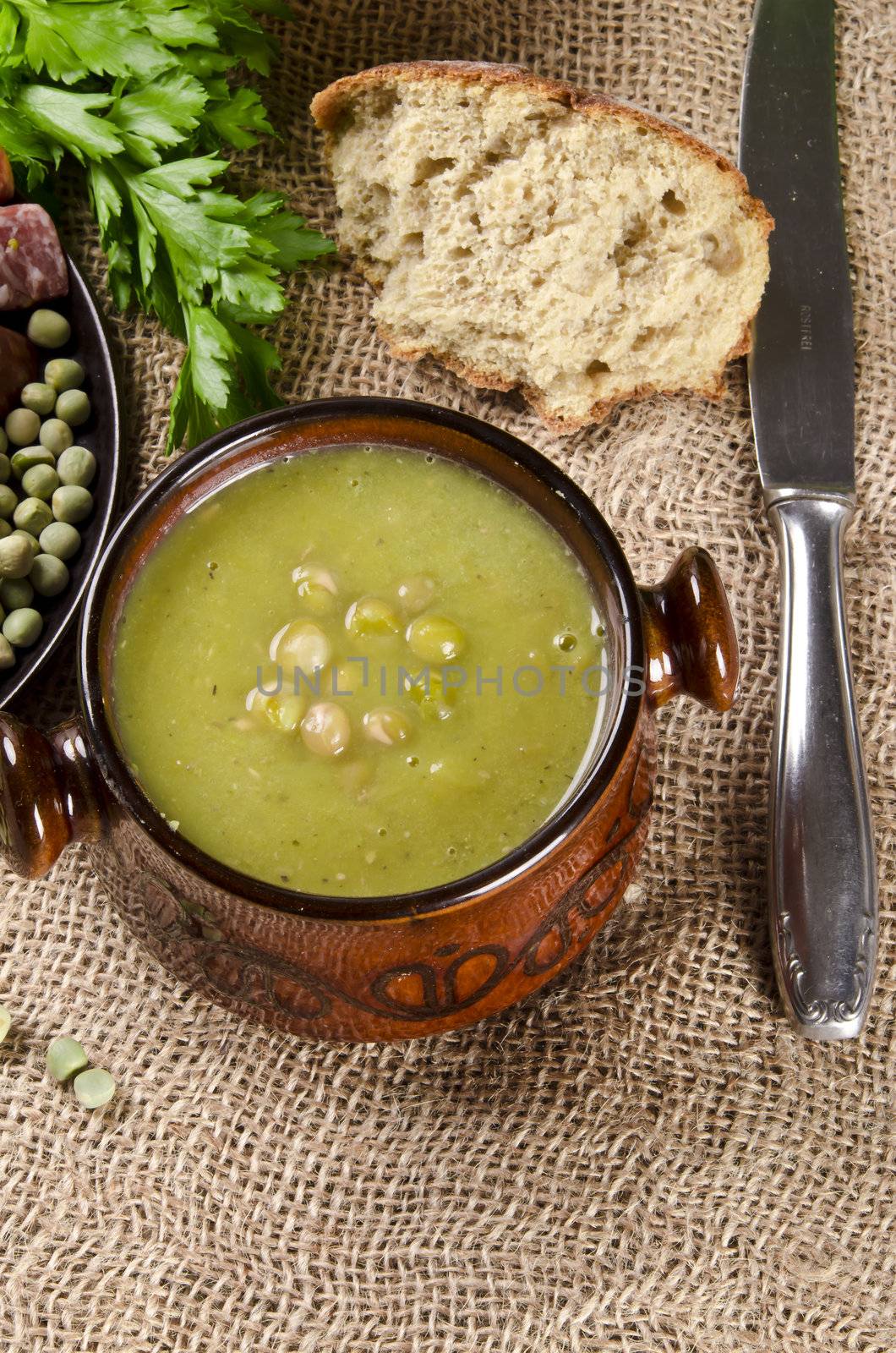 pea soup by Darius.Dzinnik