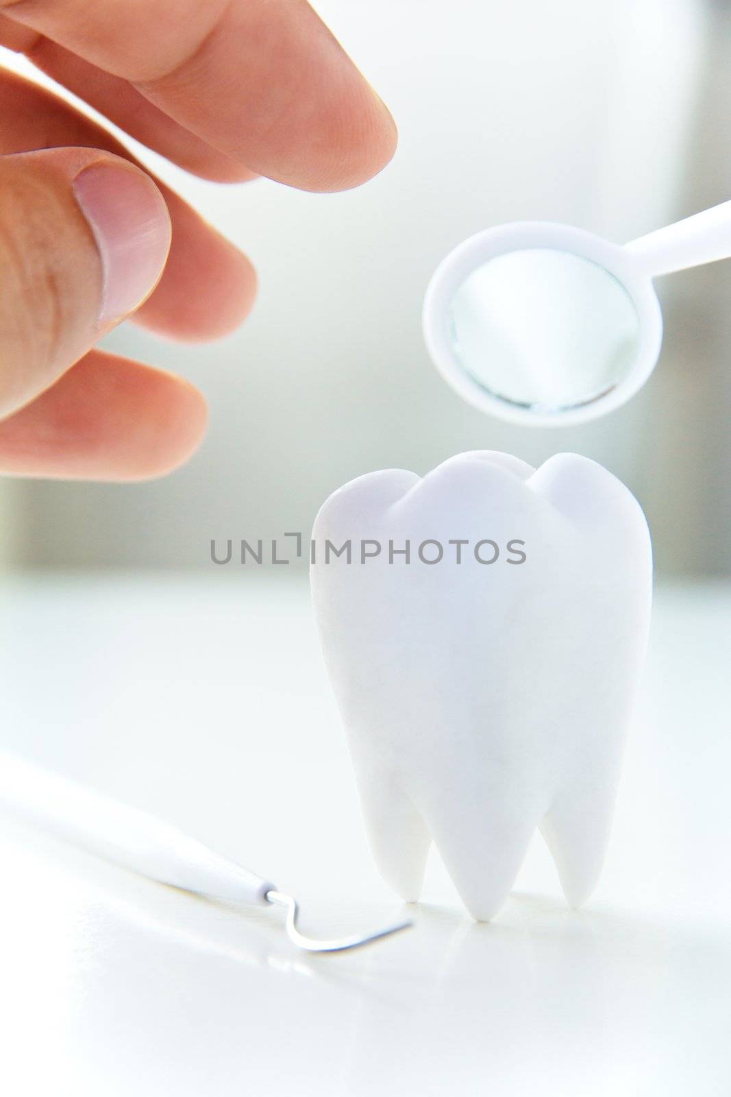 dental concept by ponsulak