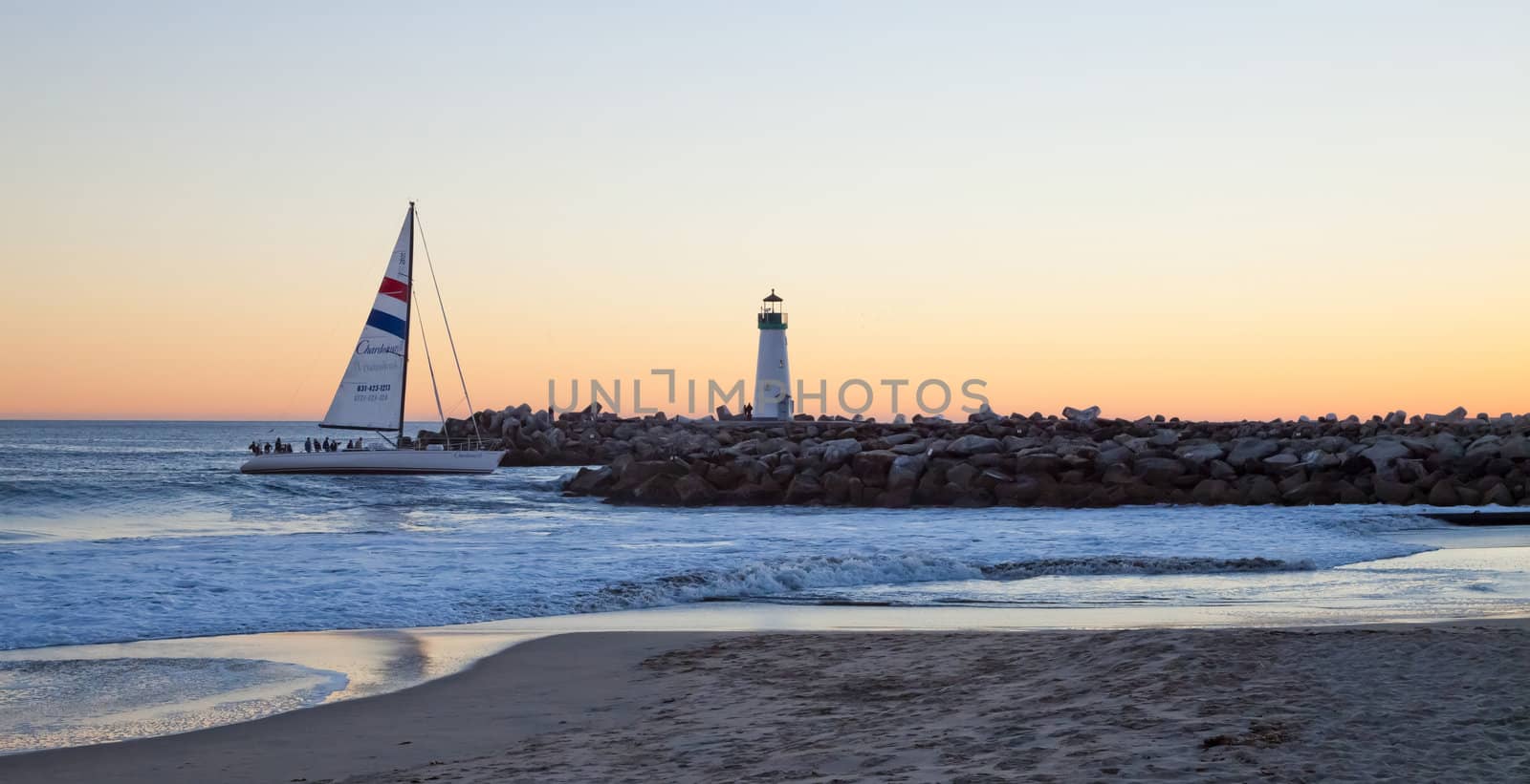 Santa Cruiz, USA-October 25:The Sailboat enters the Harbor by hanusst