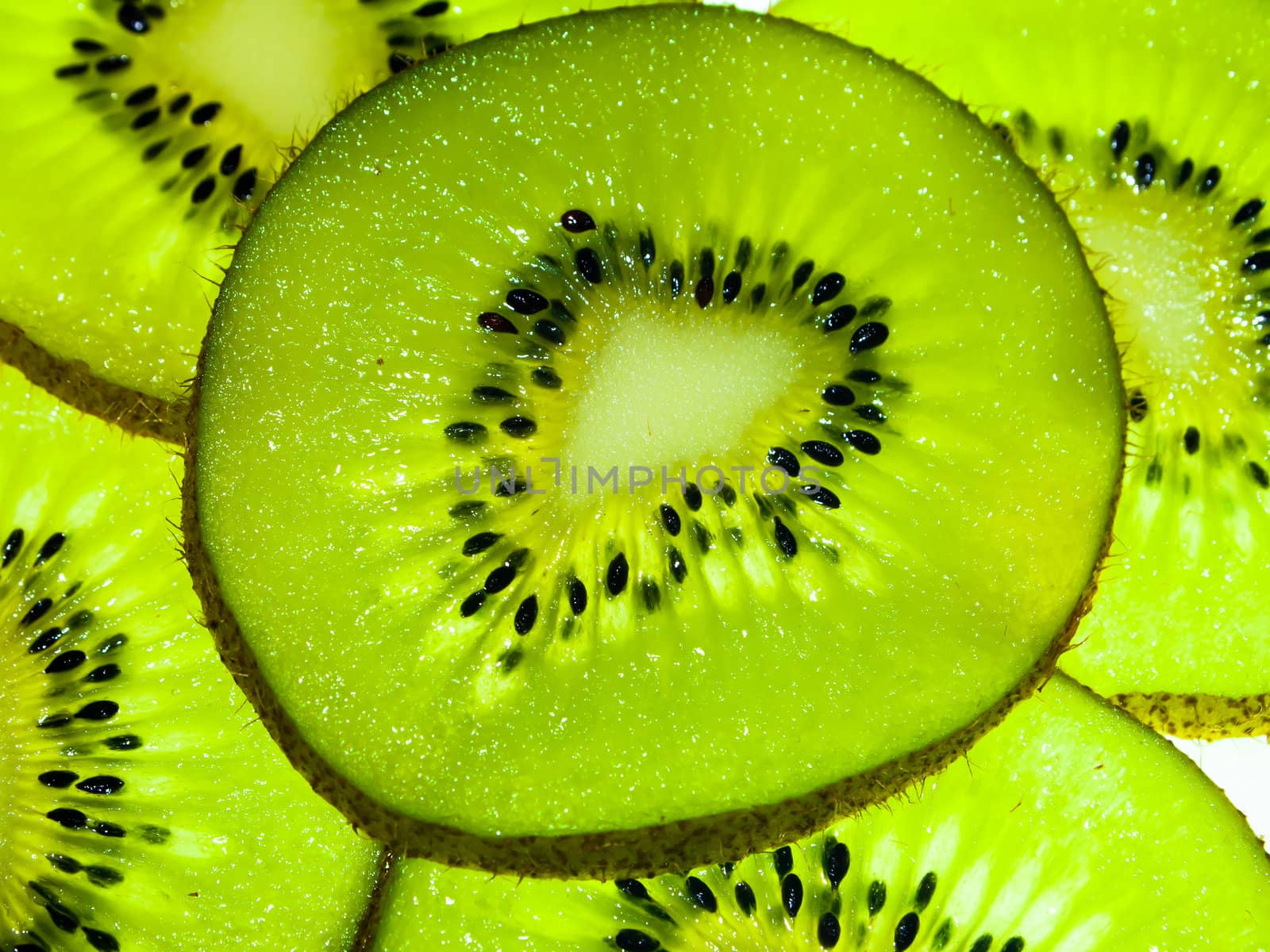 Slice kiwi by gjeerawut