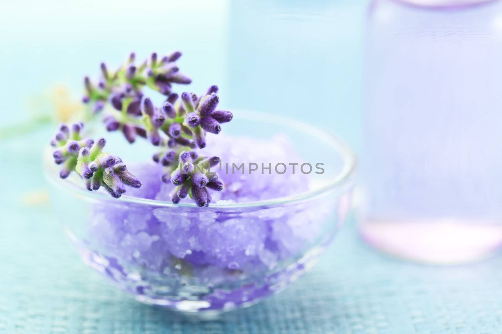 Lavender salt with aromatherapy oil by melpomene