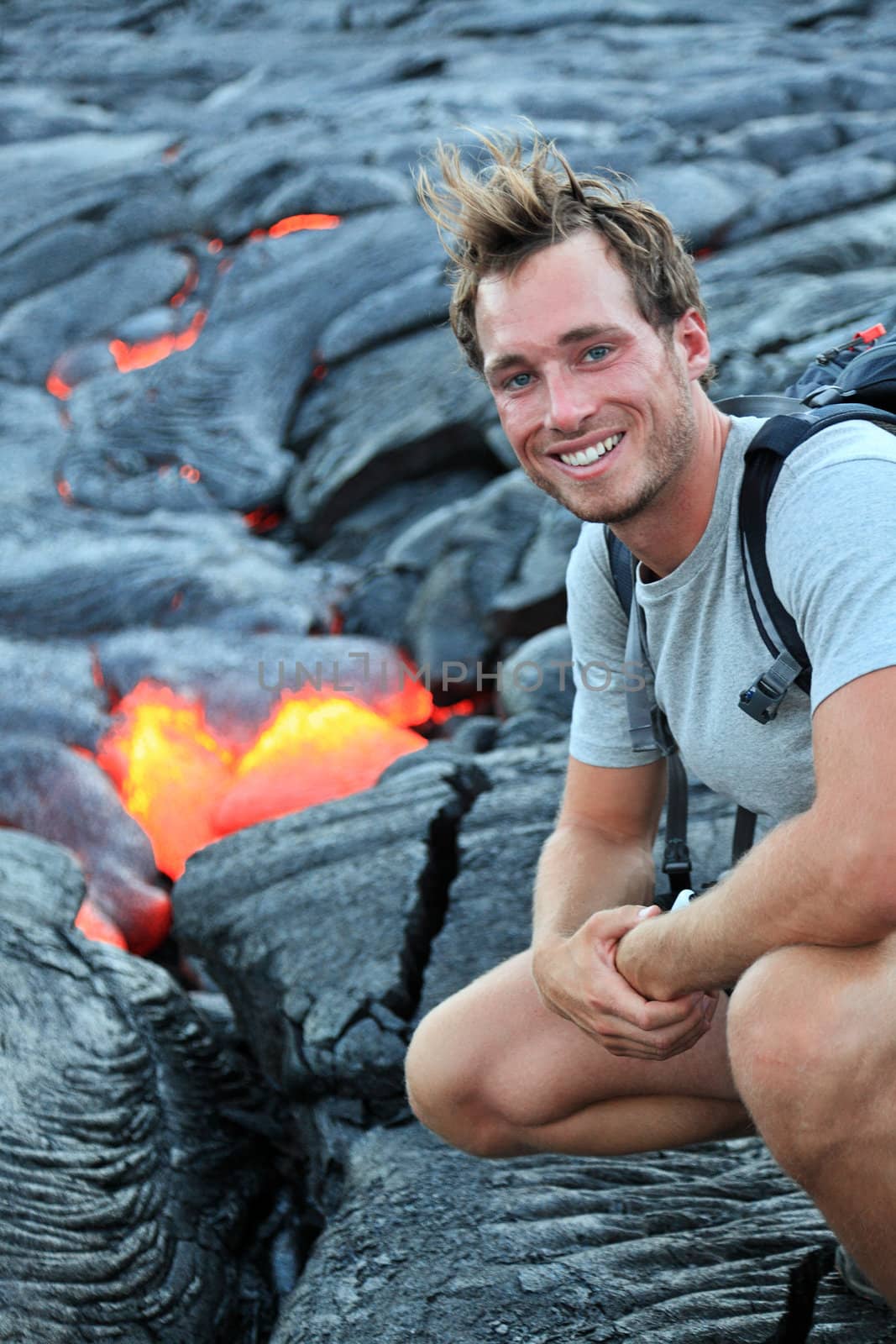 Hawaii: Hiker seeing lava by Maridav