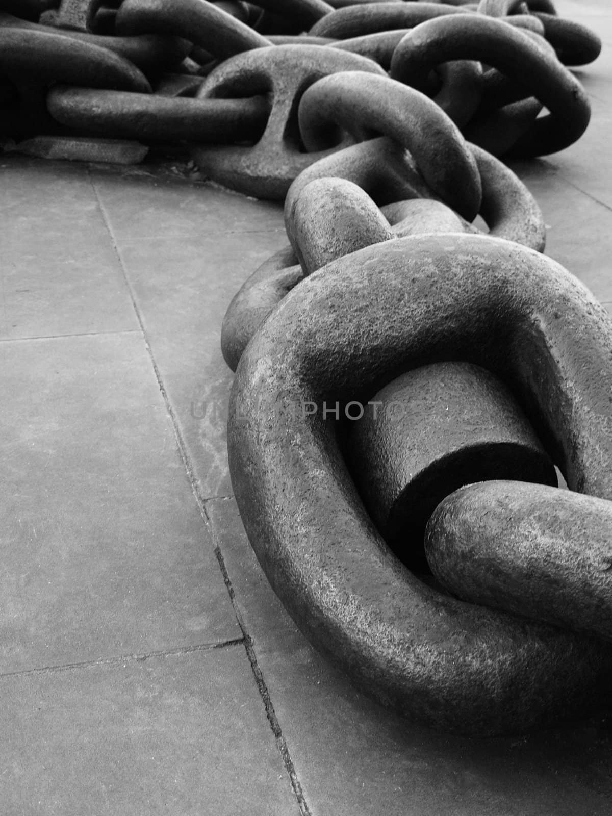 Heavy chain by anderm