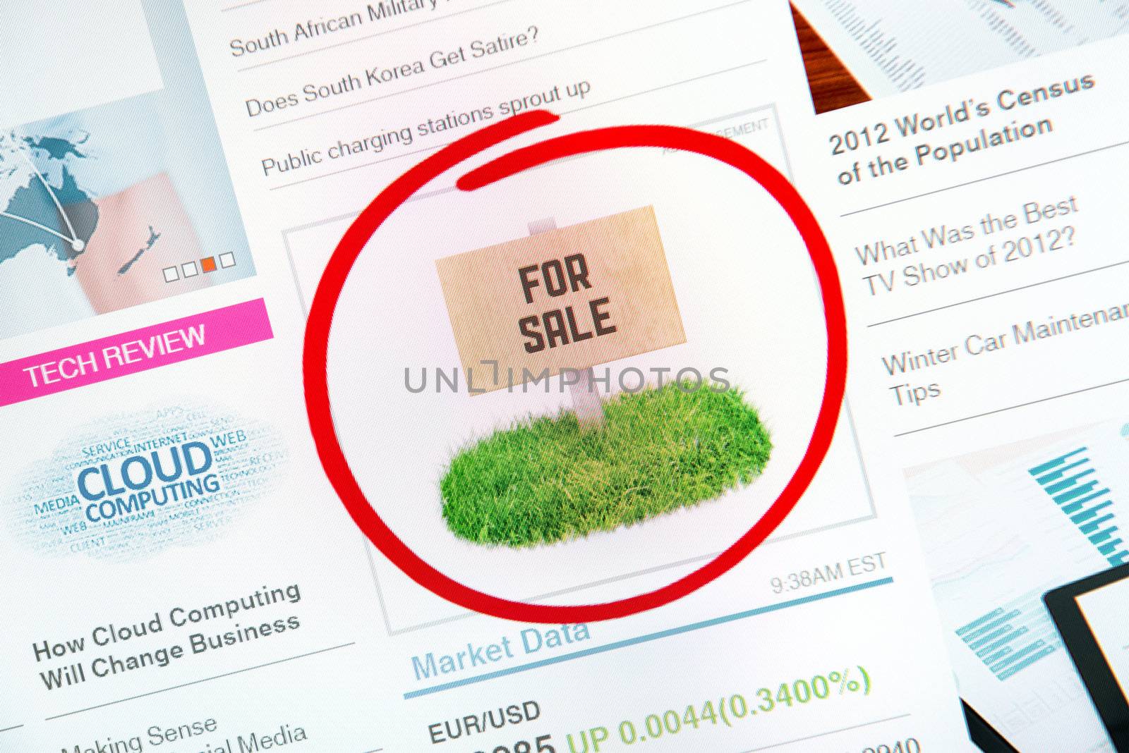 Sign on internet advertising with text "FOR SALE" and red circle selection around.