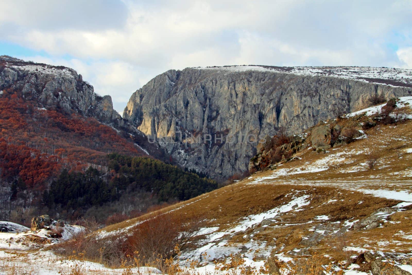 Turda Gorges by renegadewanderer