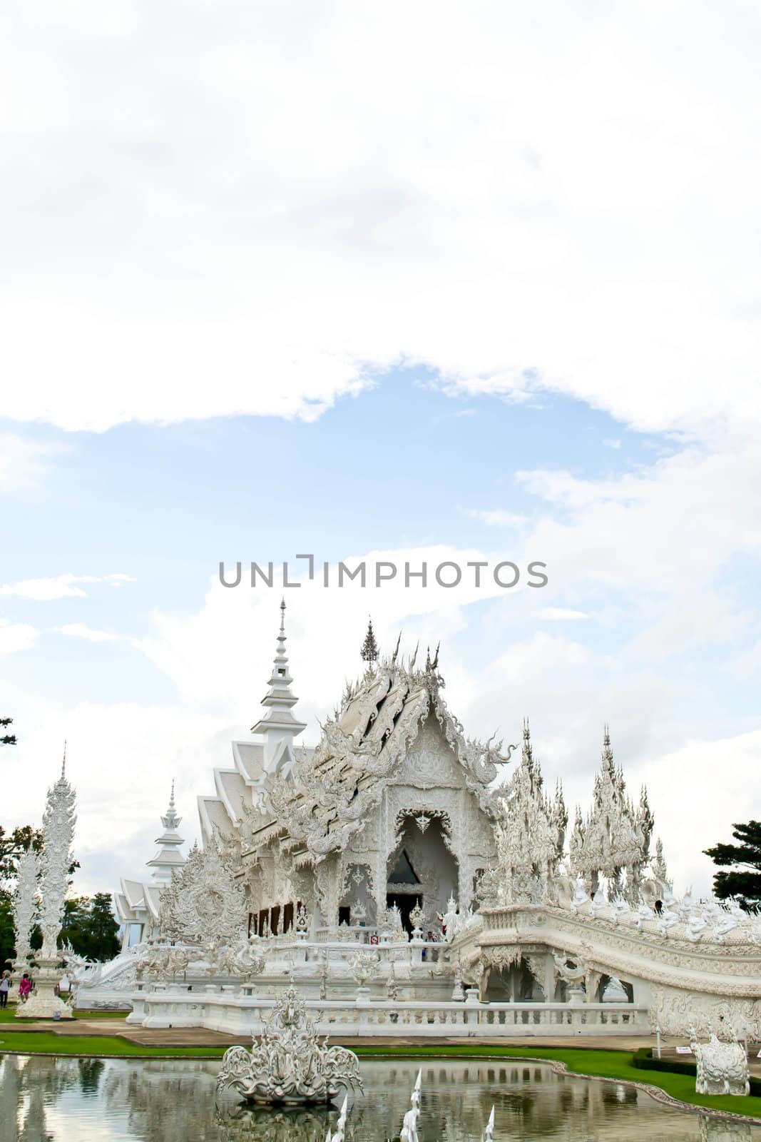 White temple in Chiangrai , Thailand