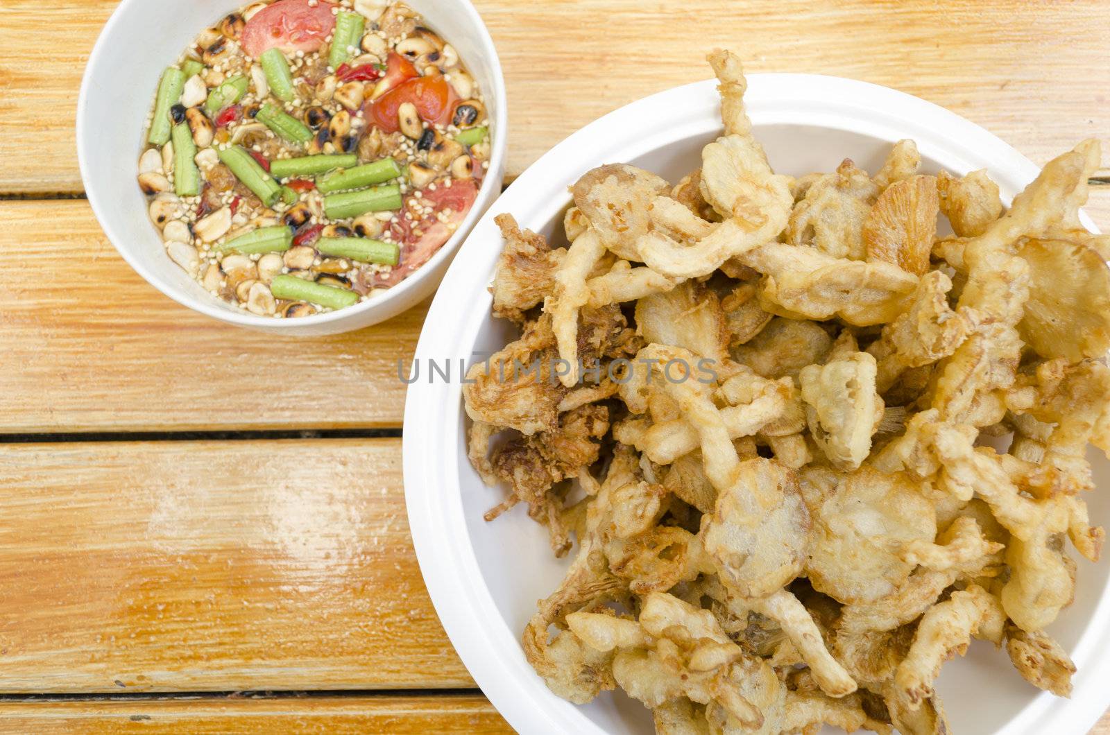 Fried mushroom with spicy sauce by siraanamwong