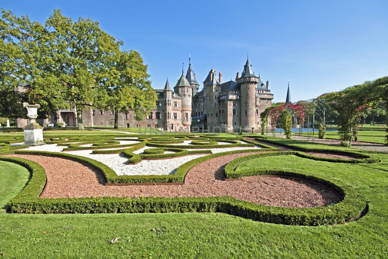 Medieval castle ''De Haar'' in the Netherlands by devy