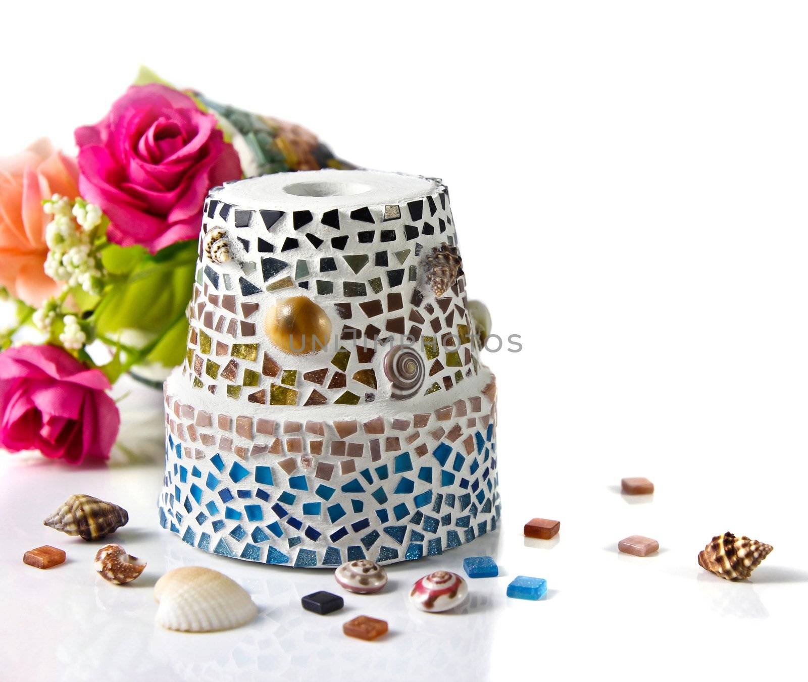 Mosaic flower pot. I made myself mosaic flower pot. by Myimagine