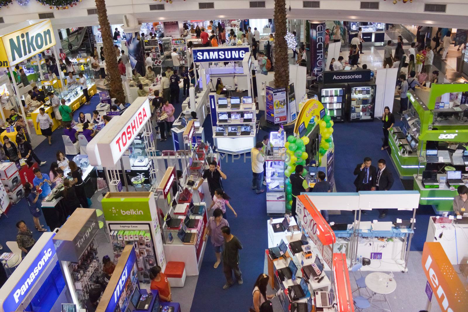 BANGKOK - DEC 23:Exhibition electronic records.on dec 23, 2012 in Bangkok, Thailand.