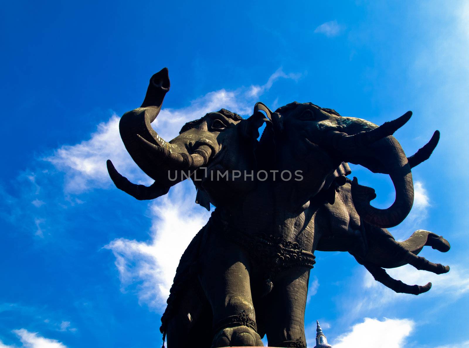 Erawan Monument5 by gjeerawut