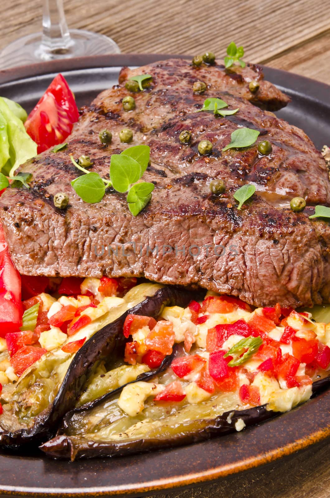 Grilled Steak by Darius.Dzinnik