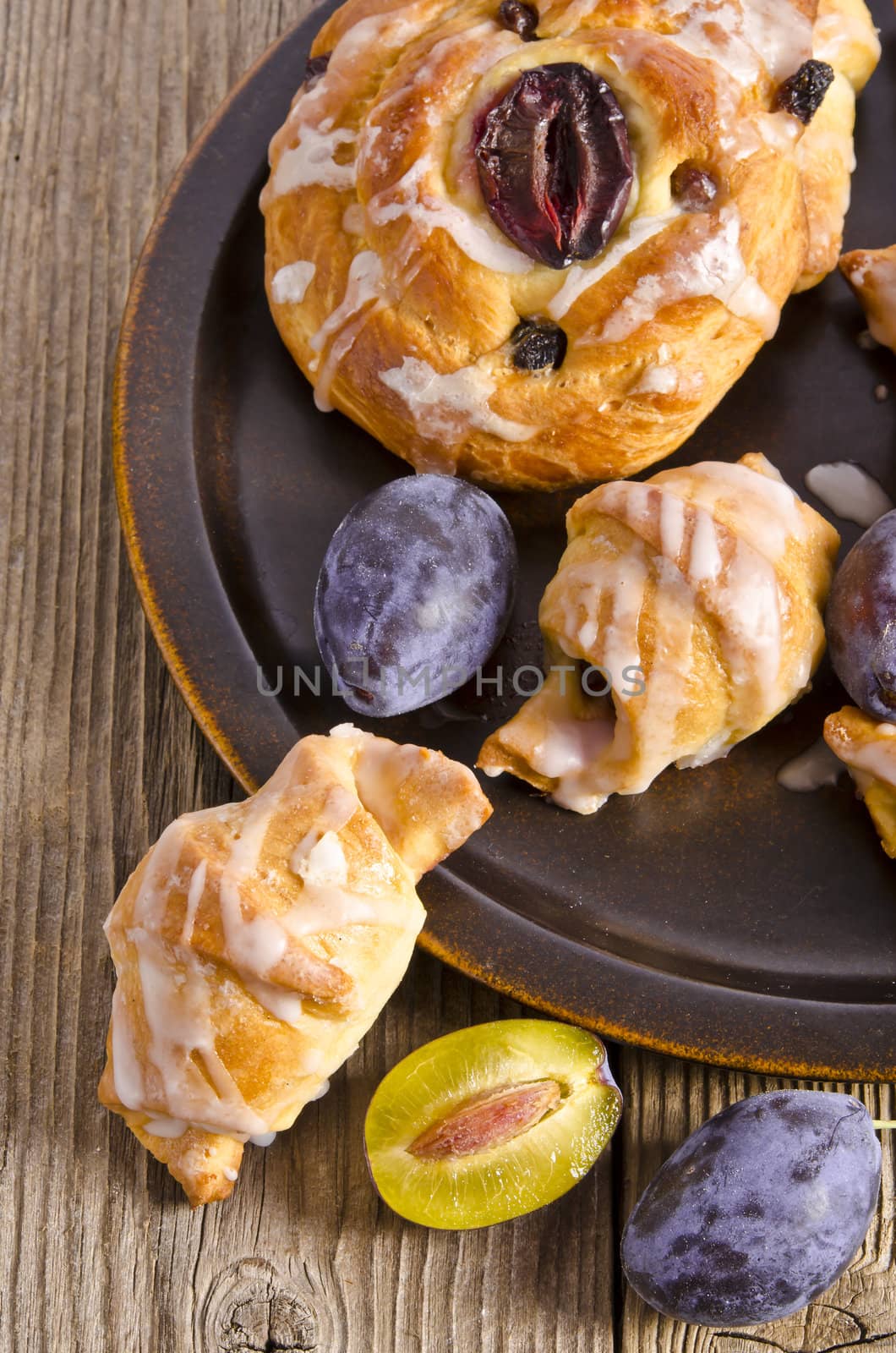 small plums croissant by Darius.Dzinnik