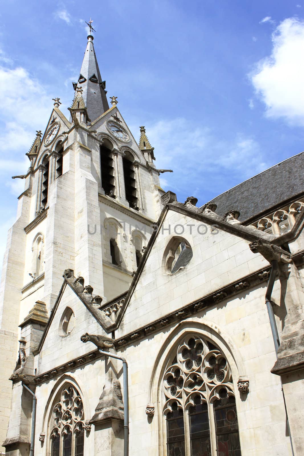 photograph of the steeple of the church holy-madeleine of Montargis