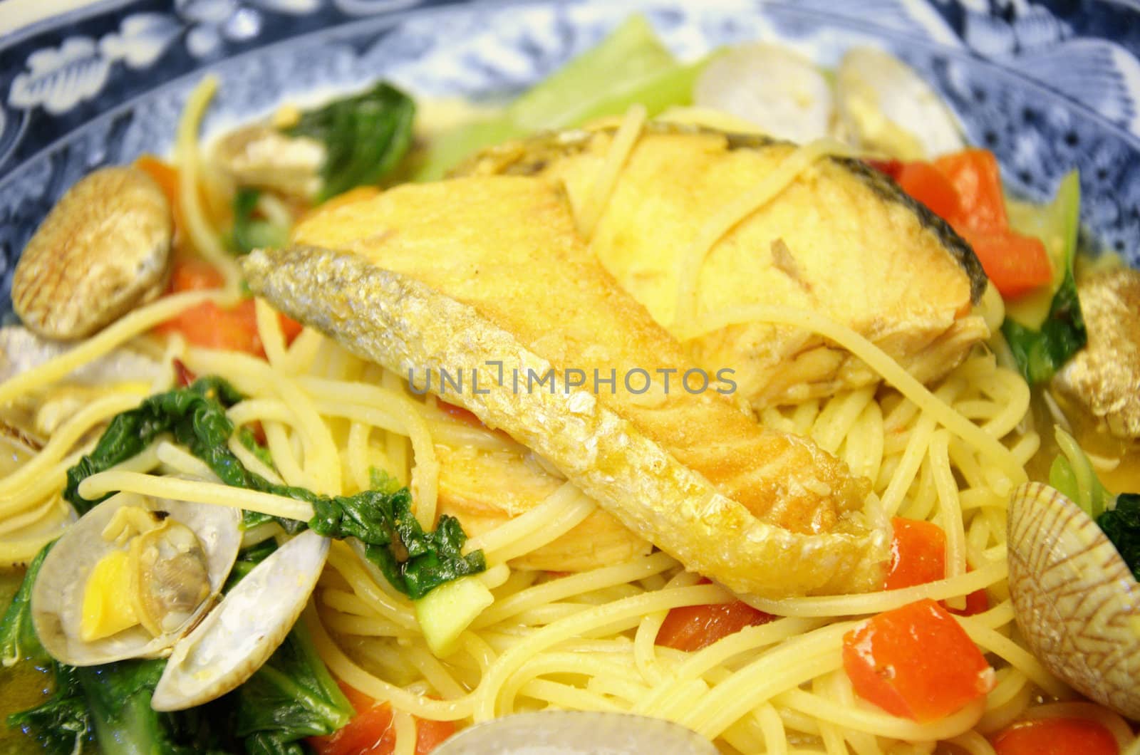 Seafood spaghetti in Japanese style