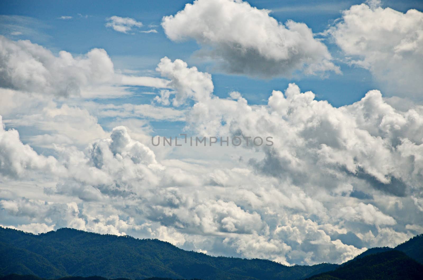 Drama cloud in the sky with mountain background