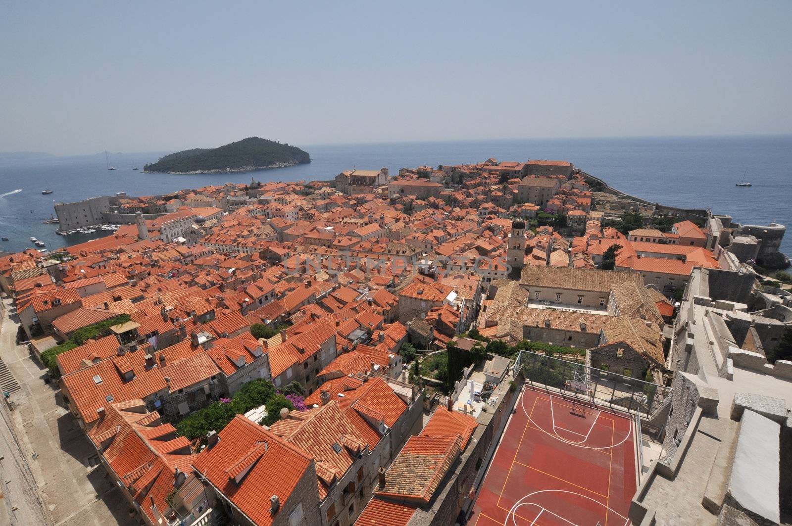 Dubrovnik old city by pencap