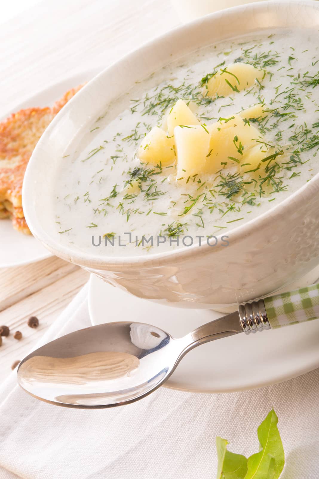 Dill soup by Darius.Dzinnik