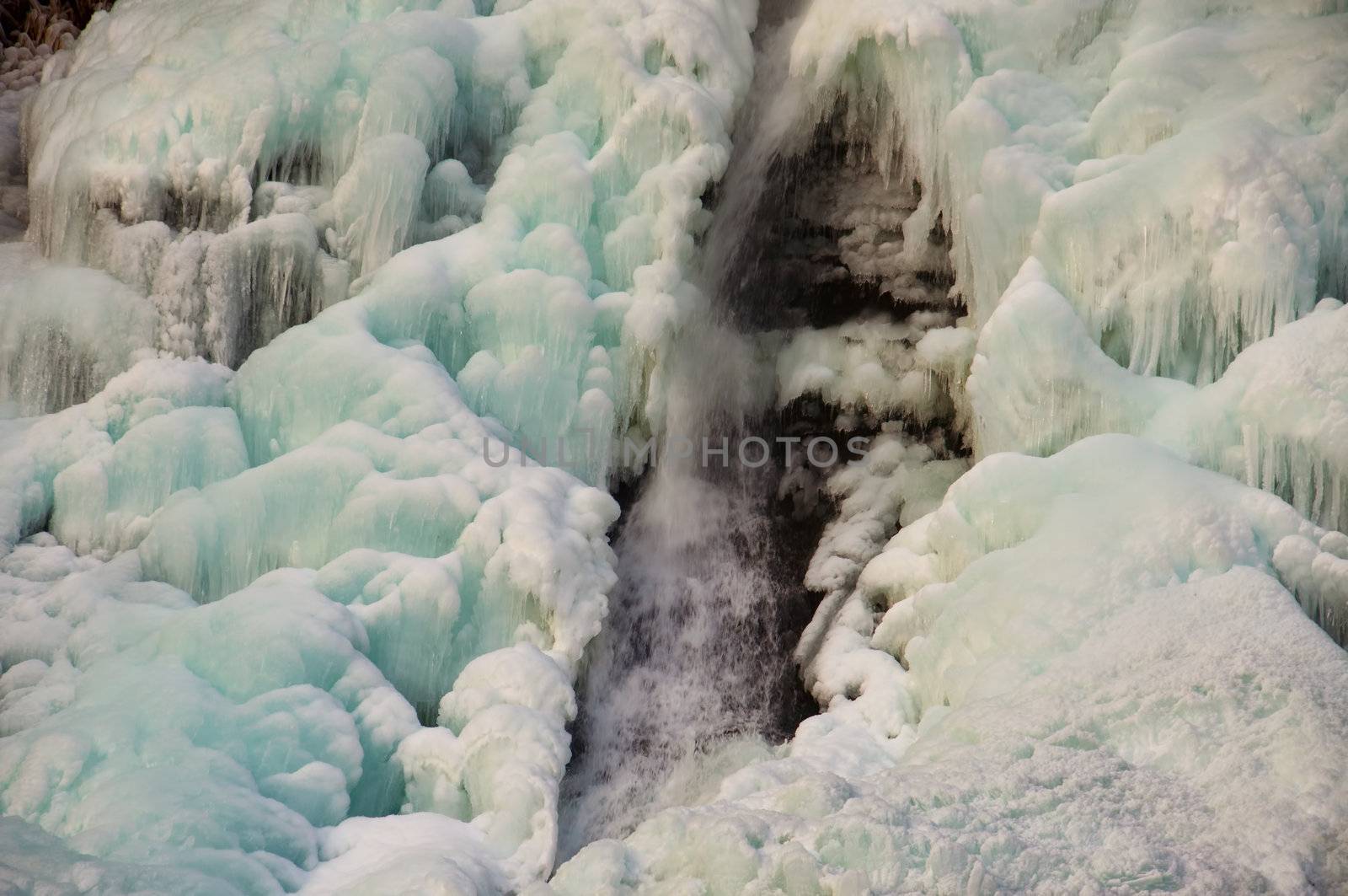 Frozen waterfall by GryT
