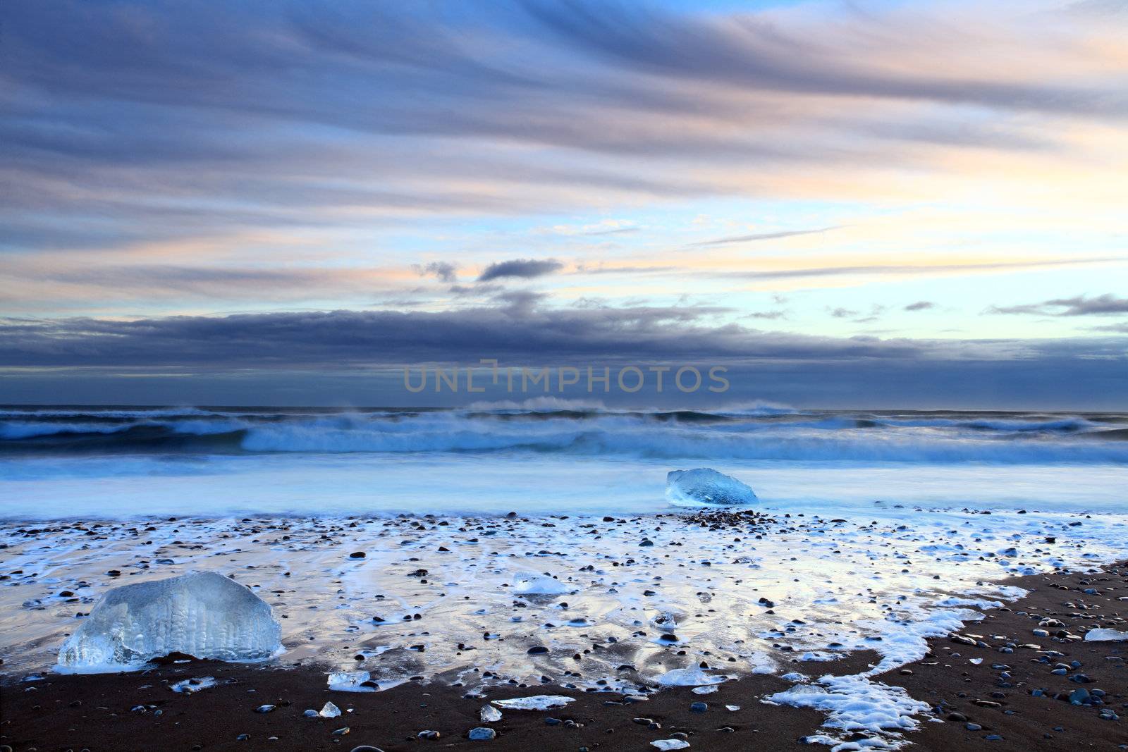 Iceland sunset by olliemt