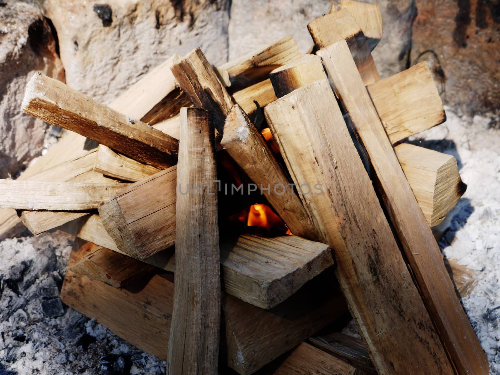 Campfire by yucas