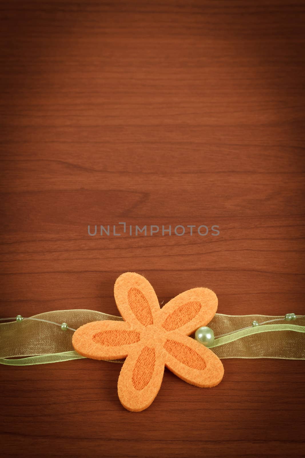 wooden board for spring message with two red hearts and flowers