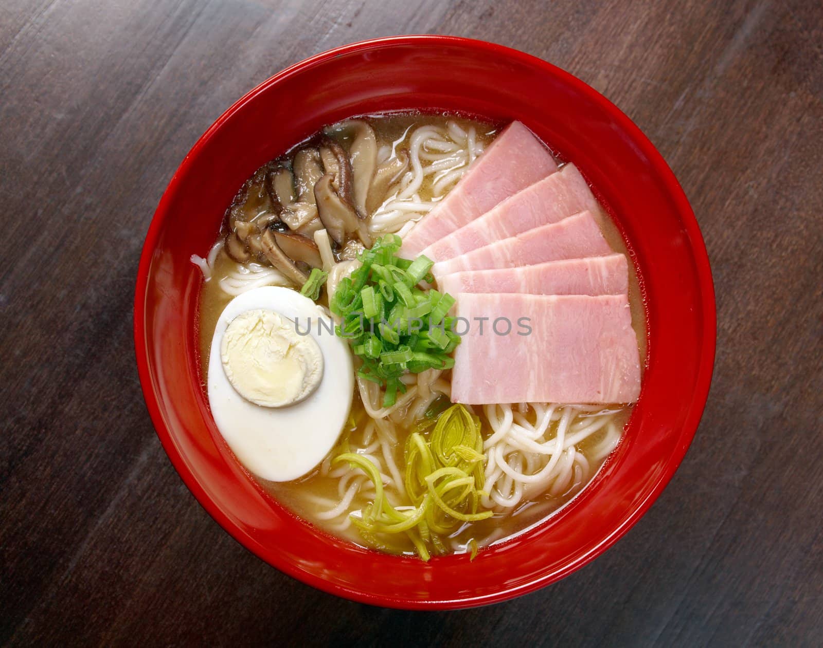 japanese ham noodles and mushroom
