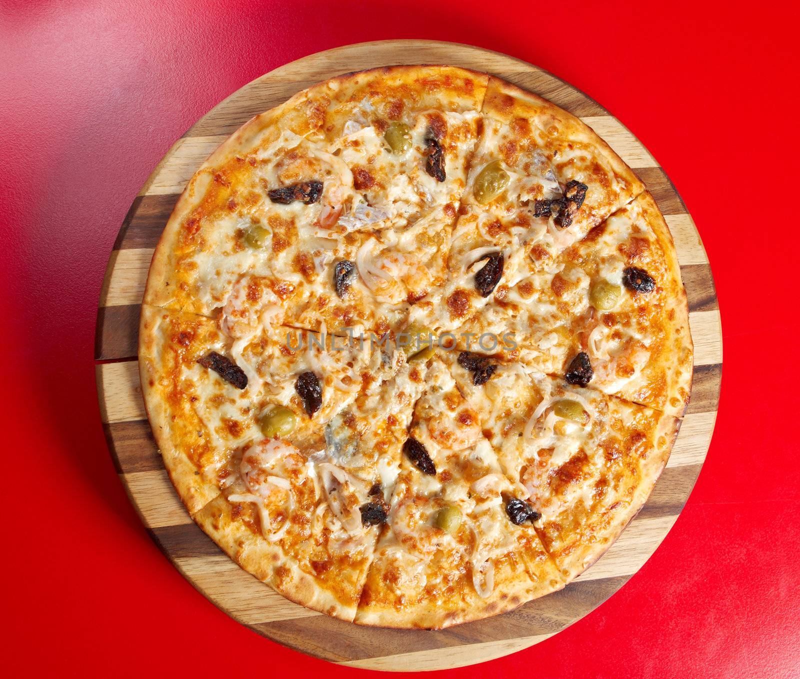 Pizzawith seafood. italian kitchen. Studio