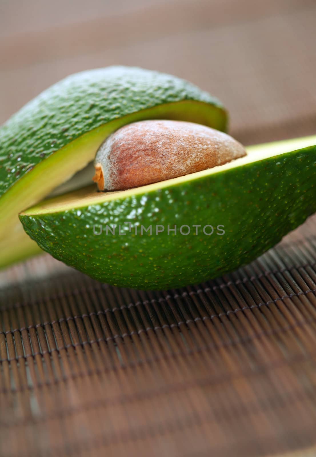 Avocado half by romanshyshak