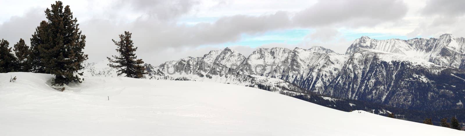 austrian alps landscape in a winter day - panorama